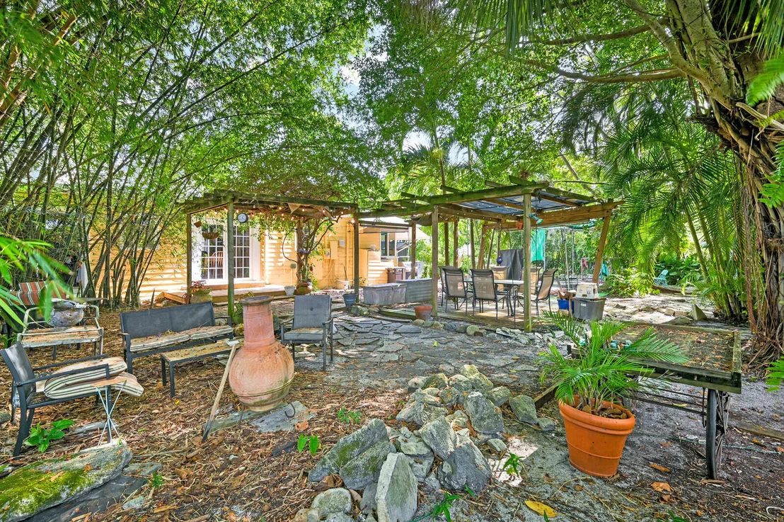 Photo of 825 Valley Forge Road