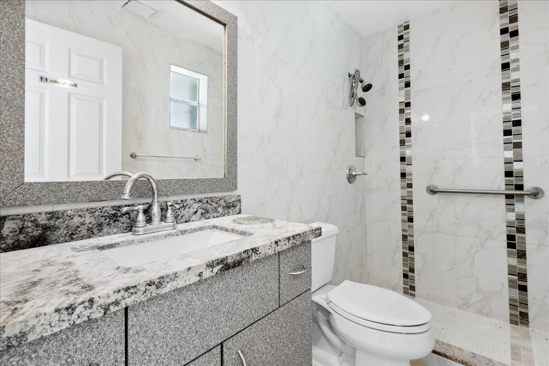 Photo of 9607 Park Row