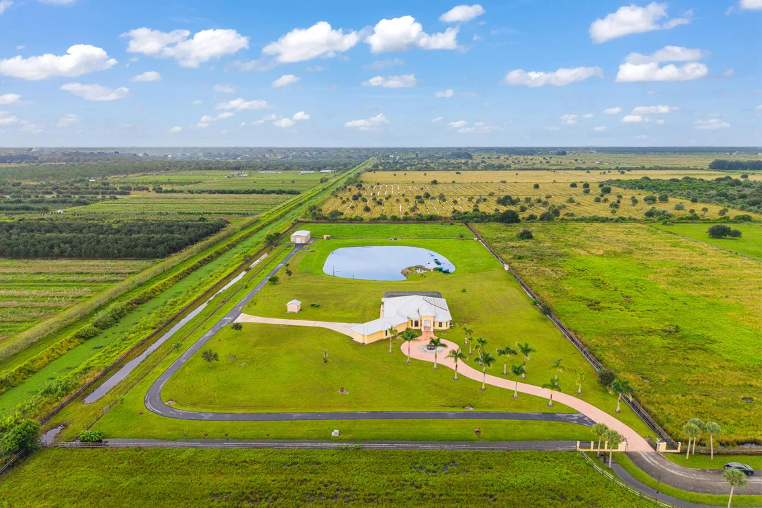 Photo of 20008 SOUTHERN STAR Drive