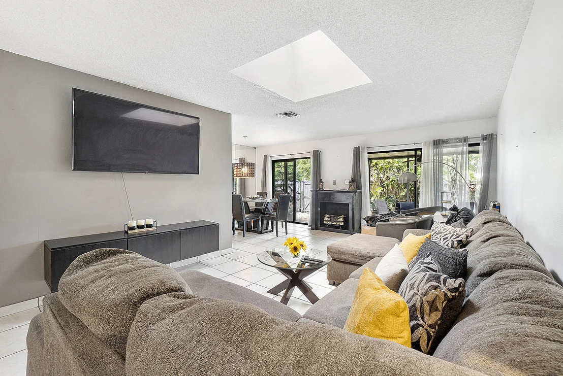 Photo of 7336 Stardust Drive