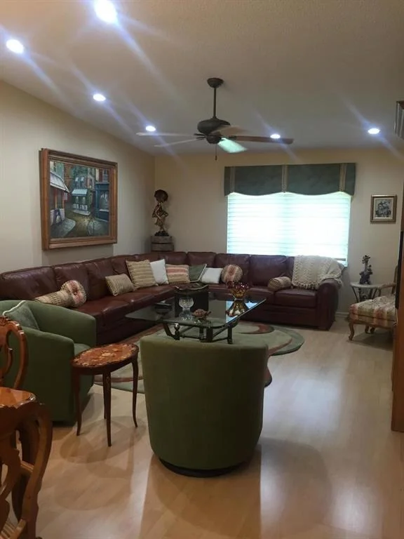 Photo of 6456 Mill Pointe Circle