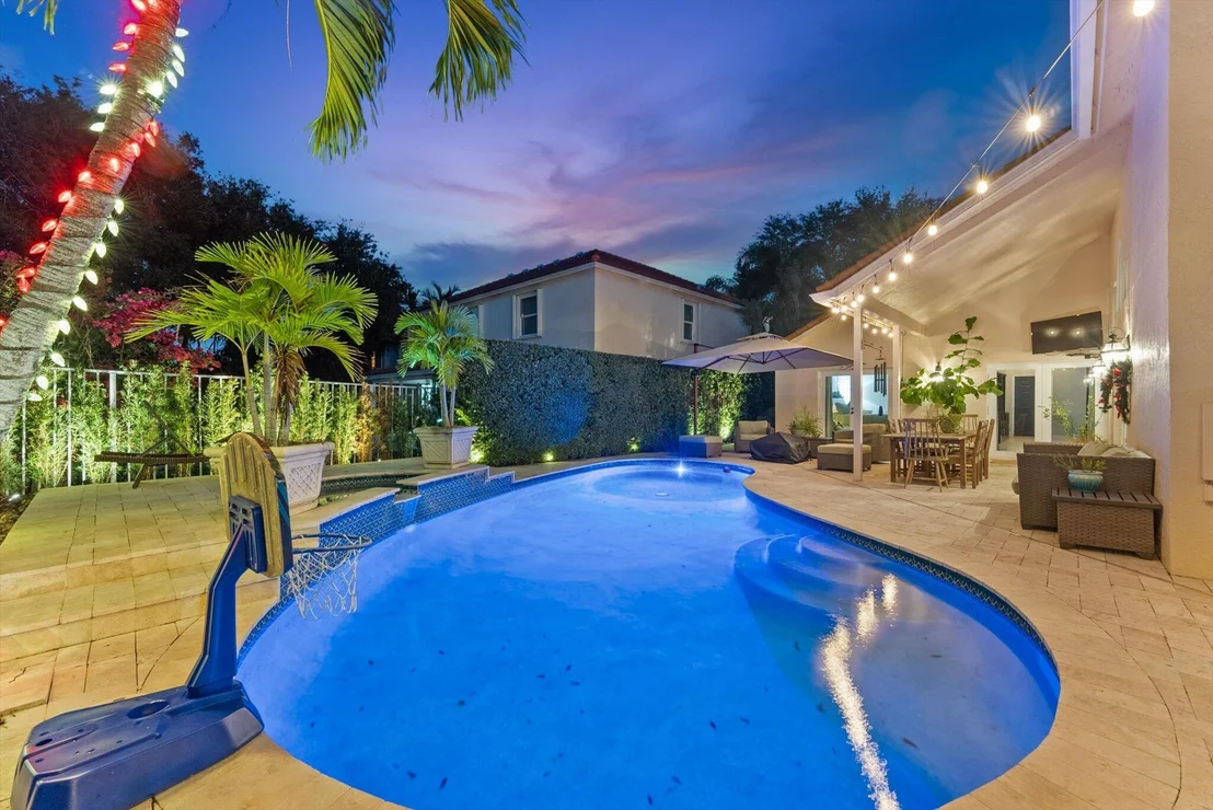 Photo of 137 Bent Tree Drive
