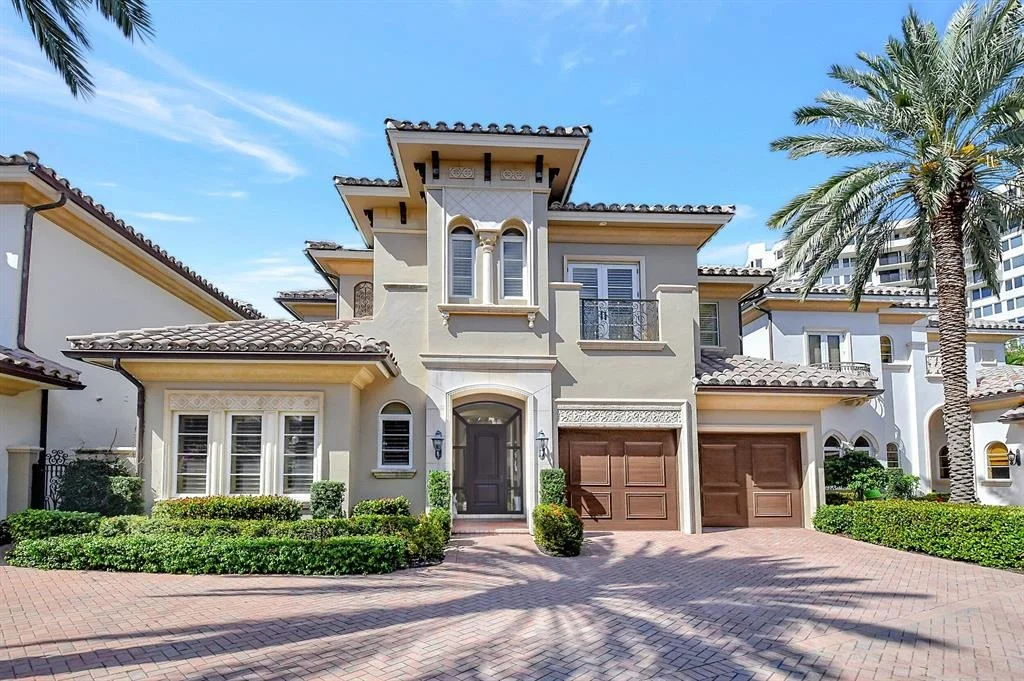 Photo of 4022 S Ocean Boulevard