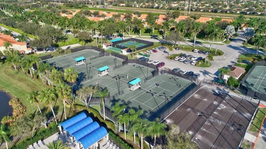 Photo of 9876 Arbor View Drive S