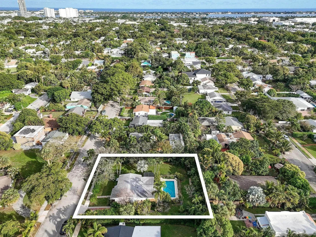 Photo of 1002 Ardmore Road