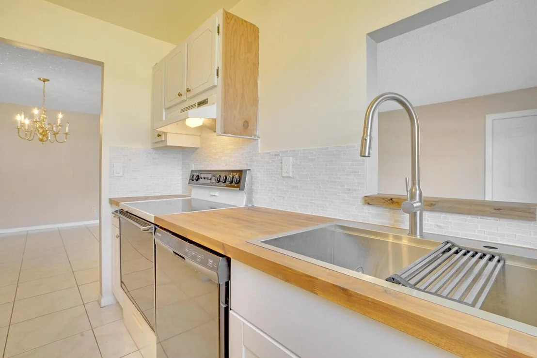 Photo of Unit C at 330 Main Boulevard