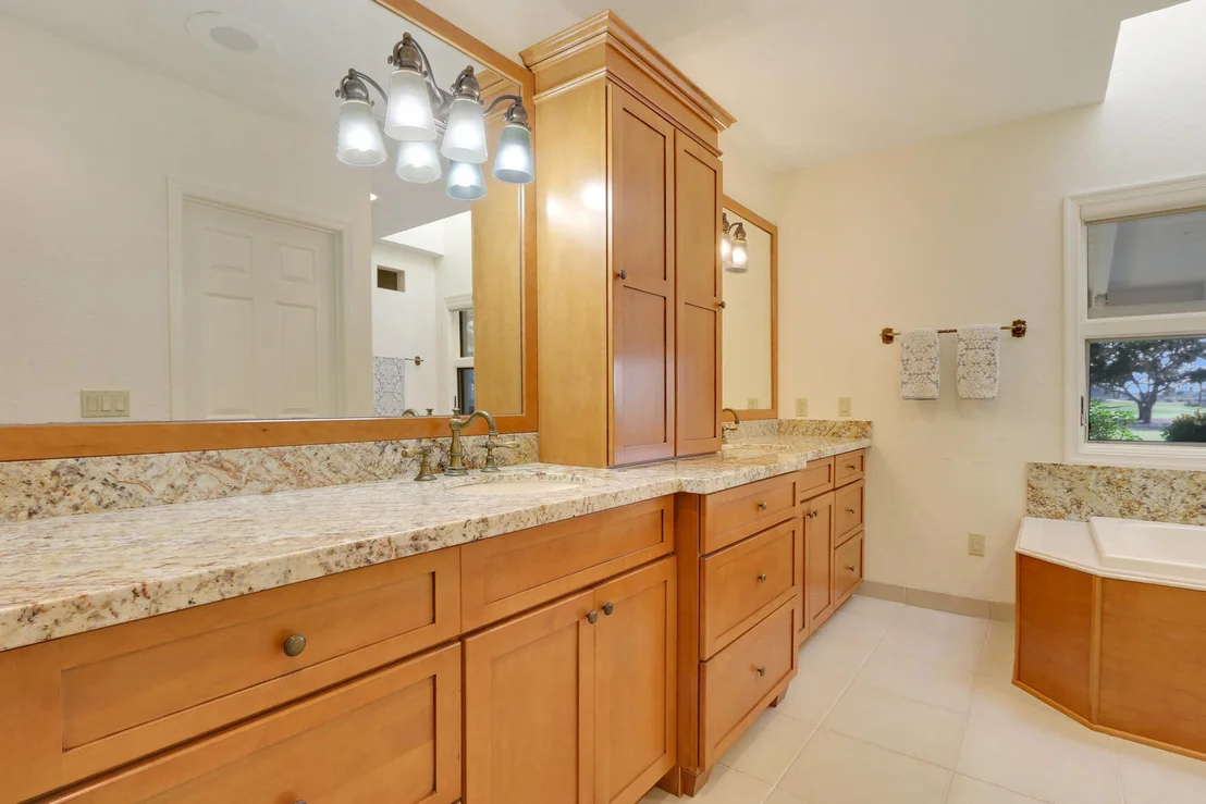 Photo of 160 SE Turtle Creek Drive