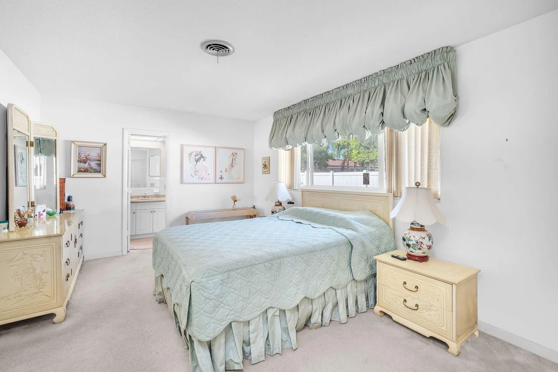 Photo of 2785 SE 4th Street