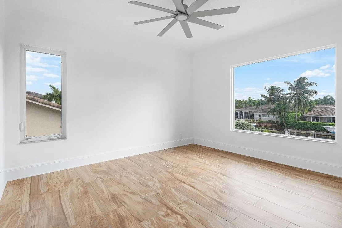 Photo of 678 Carriage Hill Lane