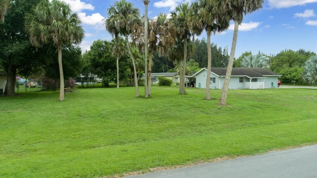 Photo of 1830 Well Road