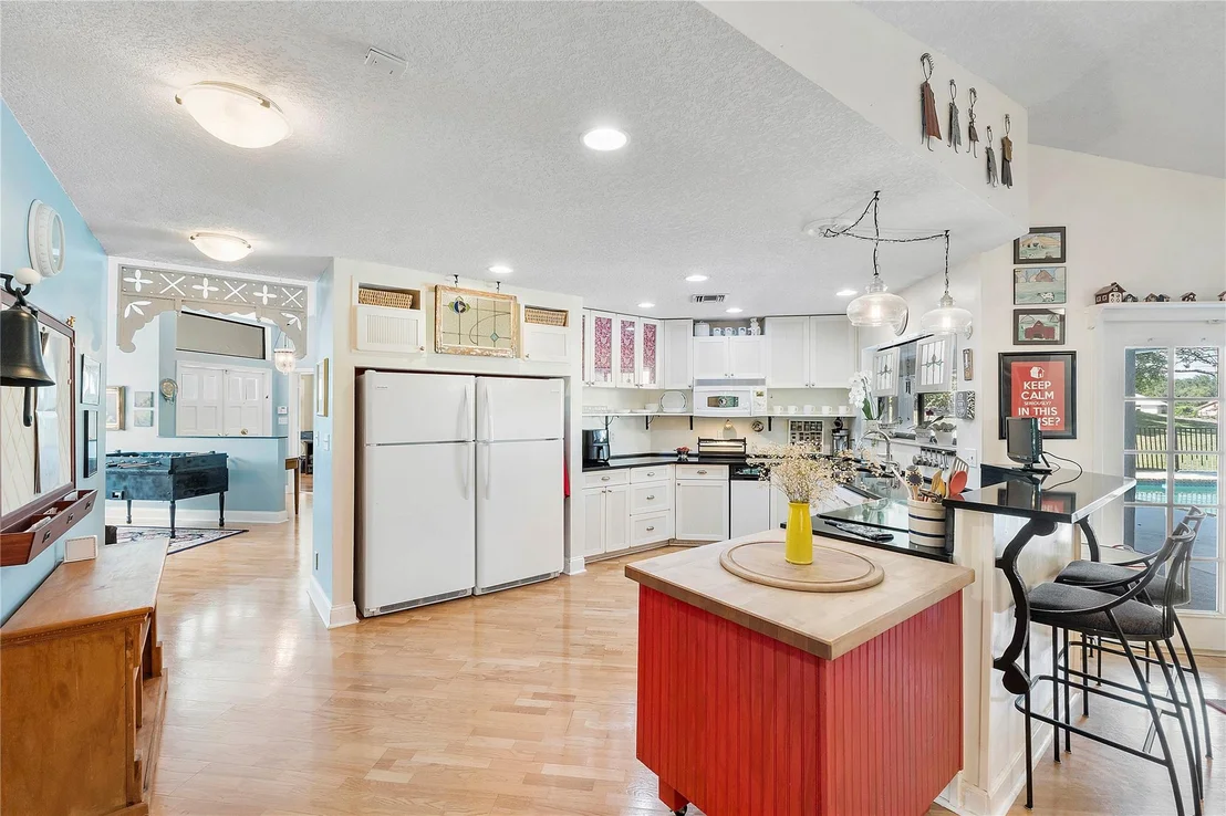 Photo of 1963 Hartford Way