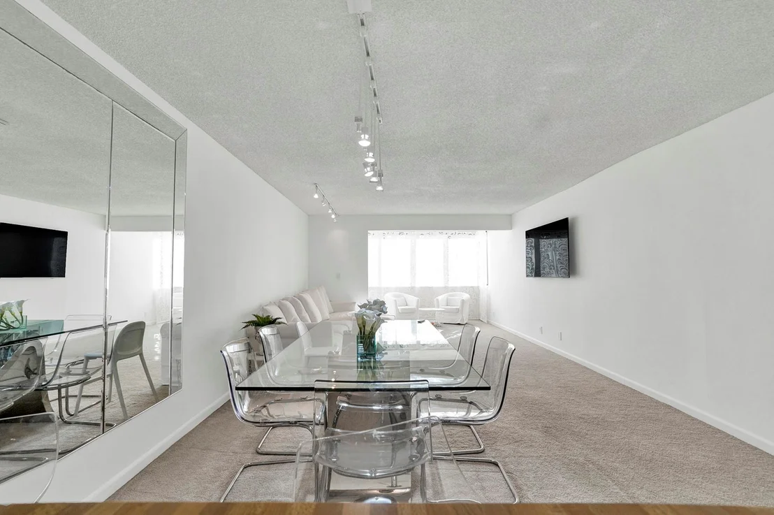 Photo of Unit 301 at 8000 Hampton Boulevard