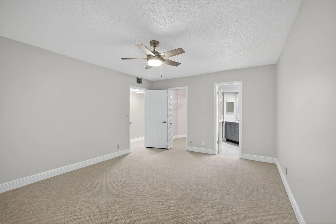 Photo of 246 Seabreeze Circle