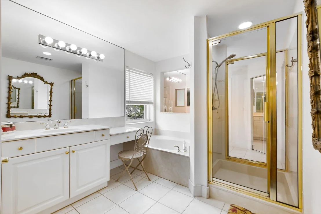 Photo of 19137 Skyridge Circle