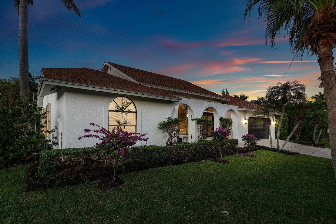 Photo of 48 Harbour Drive N