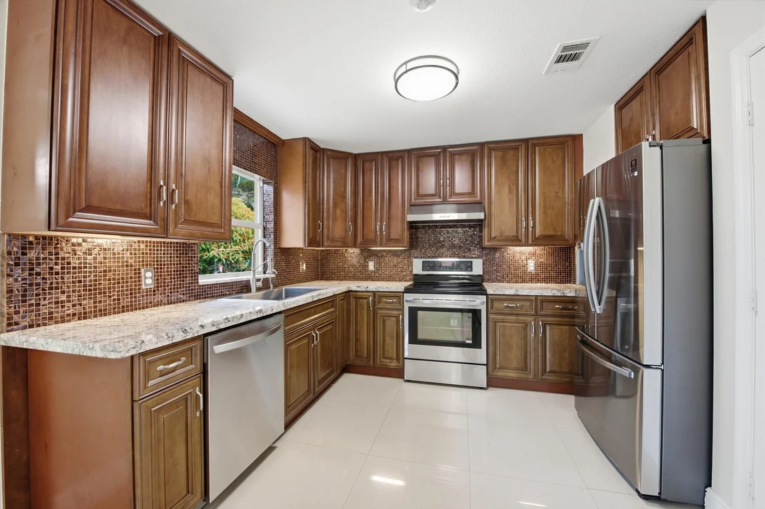 Photo of 3772 SE Upper Street