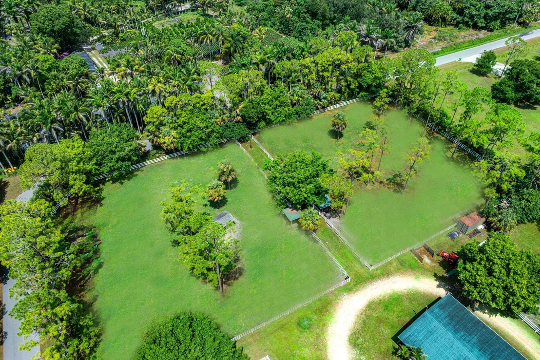 Photo of 2749 A Road