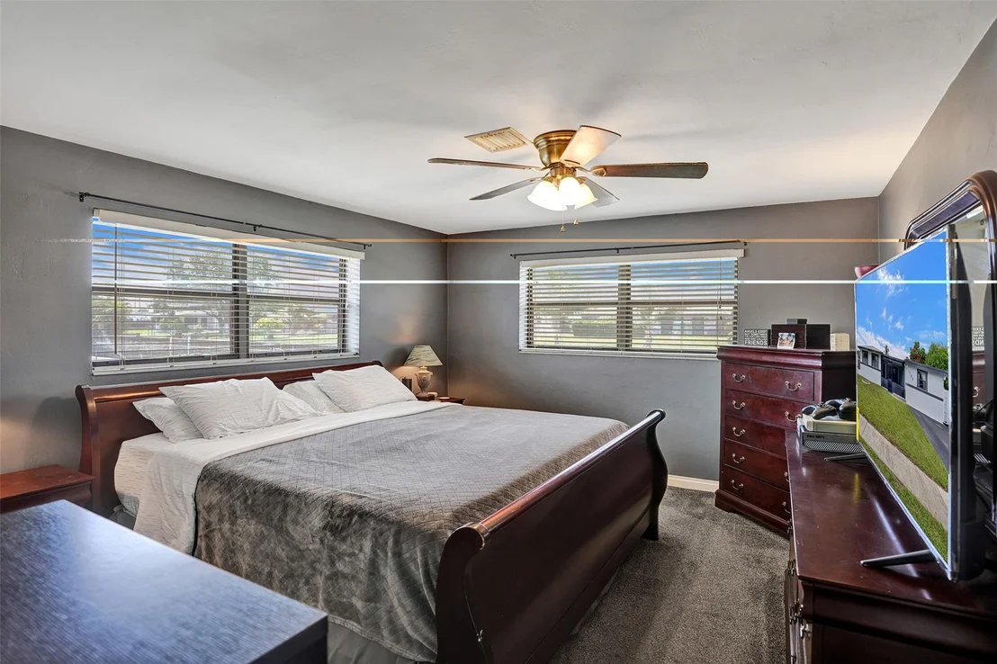 Photo of 1709 E River Drive