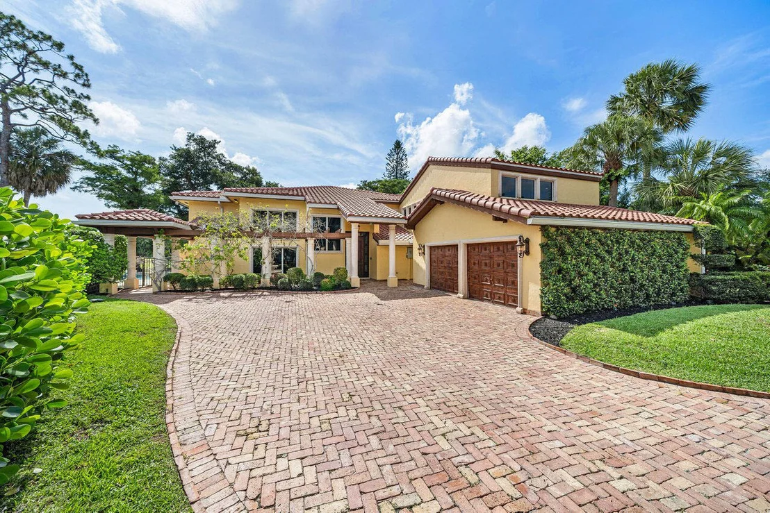 Photo of 6541 Timber Lane