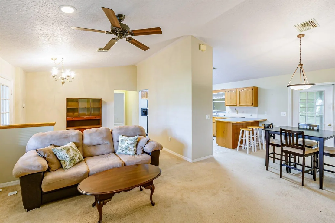 Photo of 680 Helicon Terrace