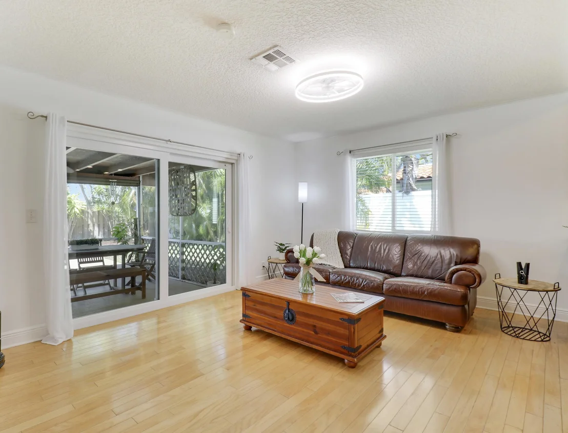 Photo of 19339 W Indies Lane