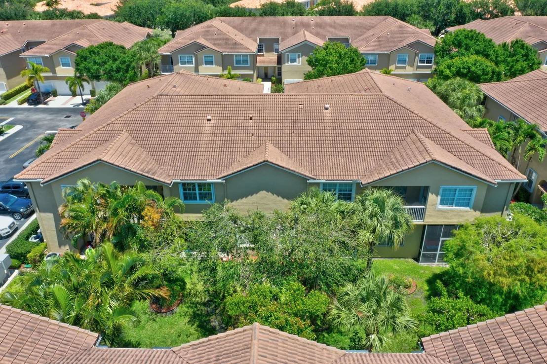 Photo of Unit B at 105 Lighthouse Circle