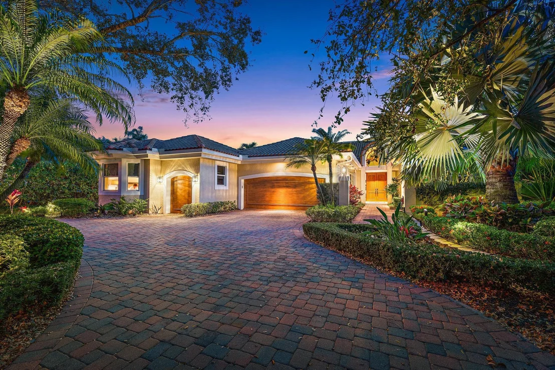 Photo of 263 Regatta Drive