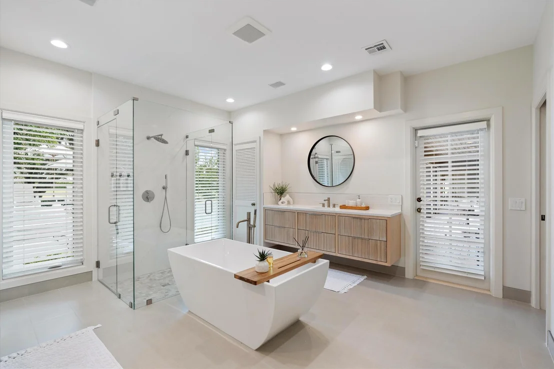 Photo of 121 Turnberry Drive