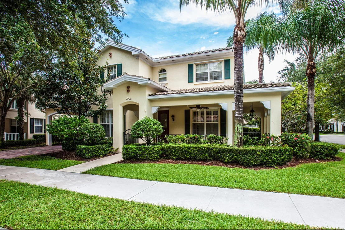 Photo of 4041 Community Drive