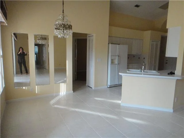 Photo of 3834 Jonathans