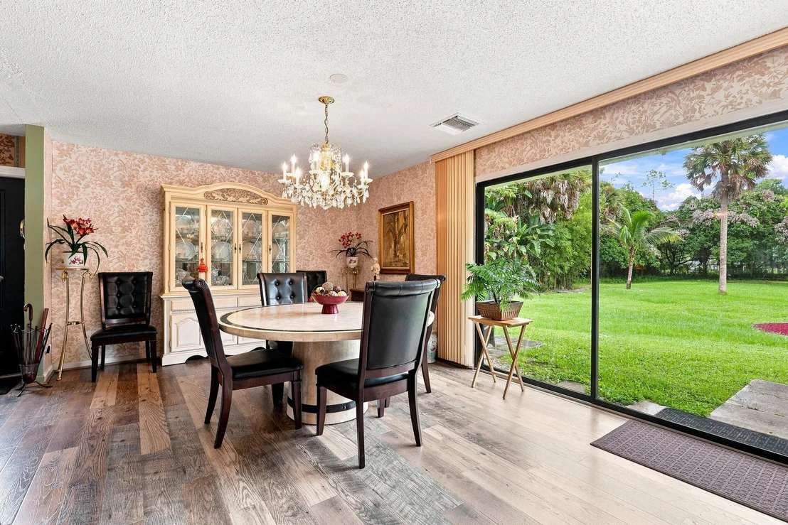 Photo of 12871 COMPTON Road