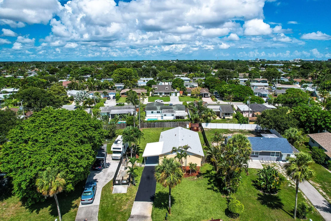 Photo of 357 Garden Boulevard