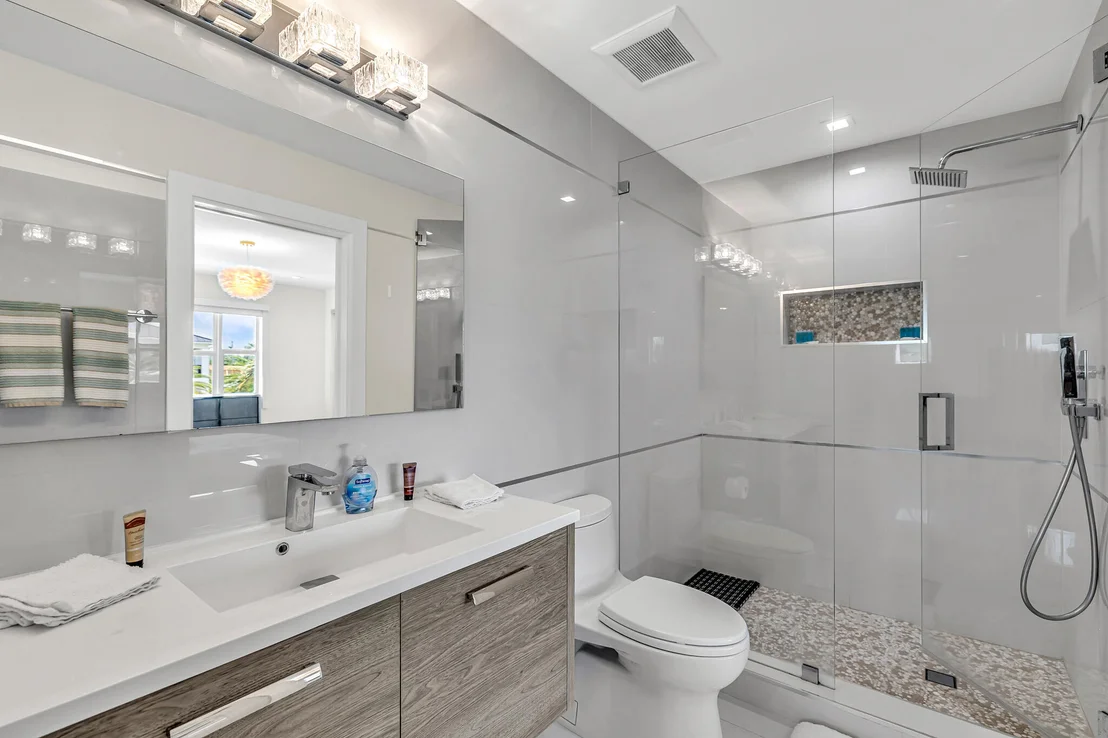 Photo of 4921 NE 28TH Avenue