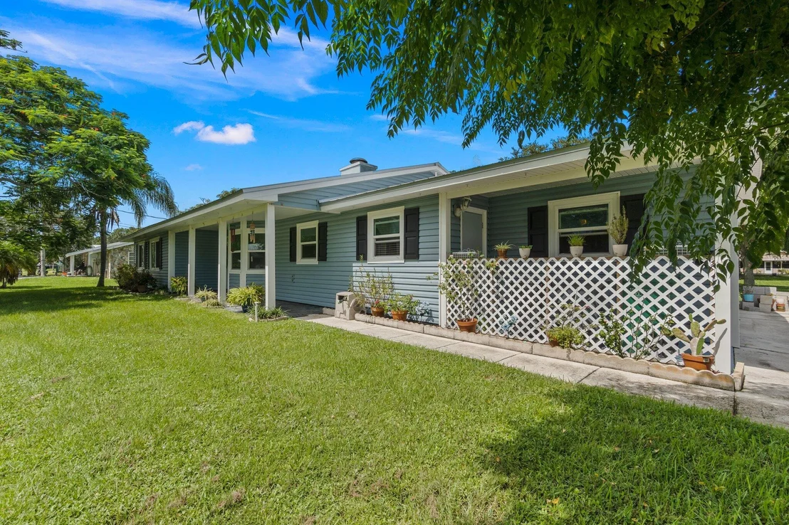 Photo of 5201 Seagrape Drive