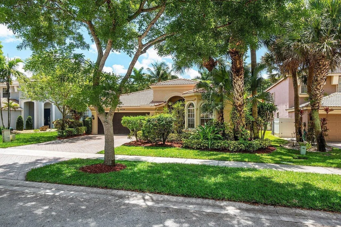 Photo of 9034 Alexandra Circle
