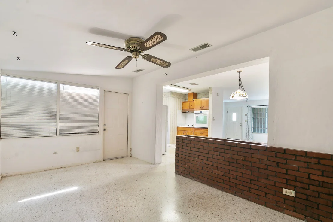 Photo of 541 Ebbtide Drive