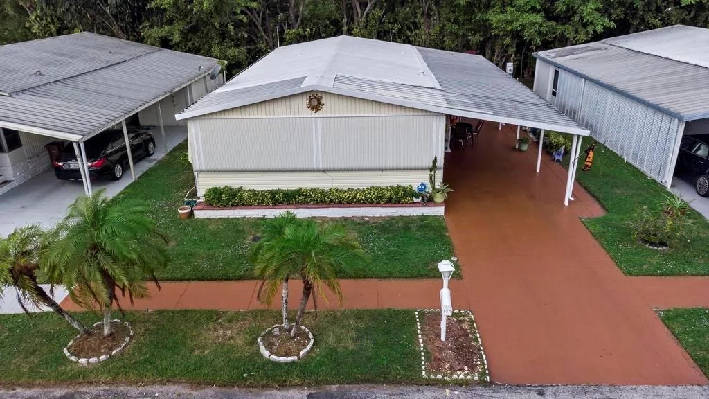 Photo of 5375 NW 4th Terrace
