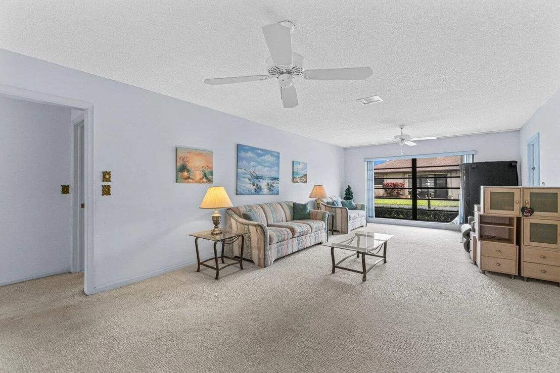 Photo of Unit B at 4820 Equestrian Circle