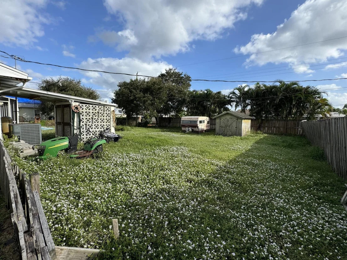 Photo of 4379 SE Bayshore Terrace