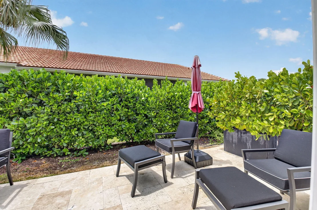 Photo of 6272 PETUNIA Road