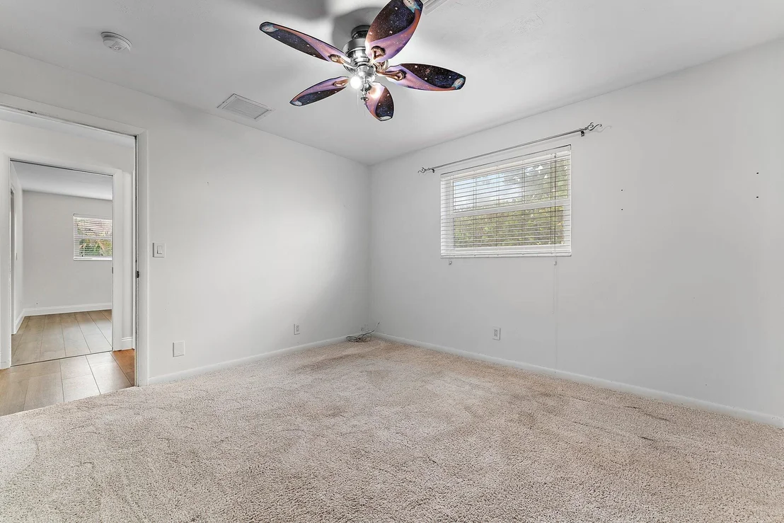 Photo of 214 Circle W