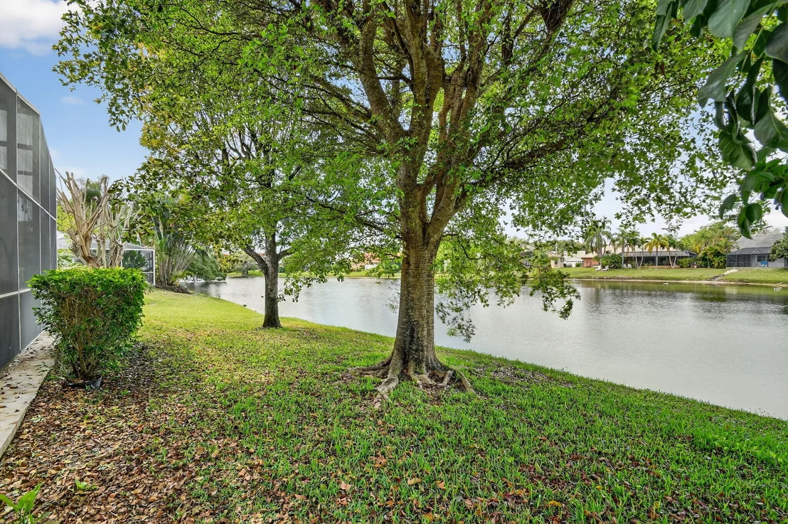 Photo of 2453 Stonegate Drive