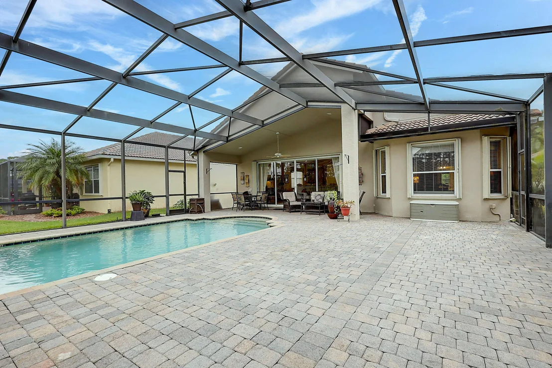 Photo of 6904 SE Twin Oaks Circle