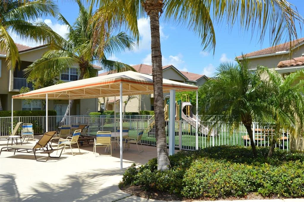 Photo of Unit B at 106 Lighthouse Circle