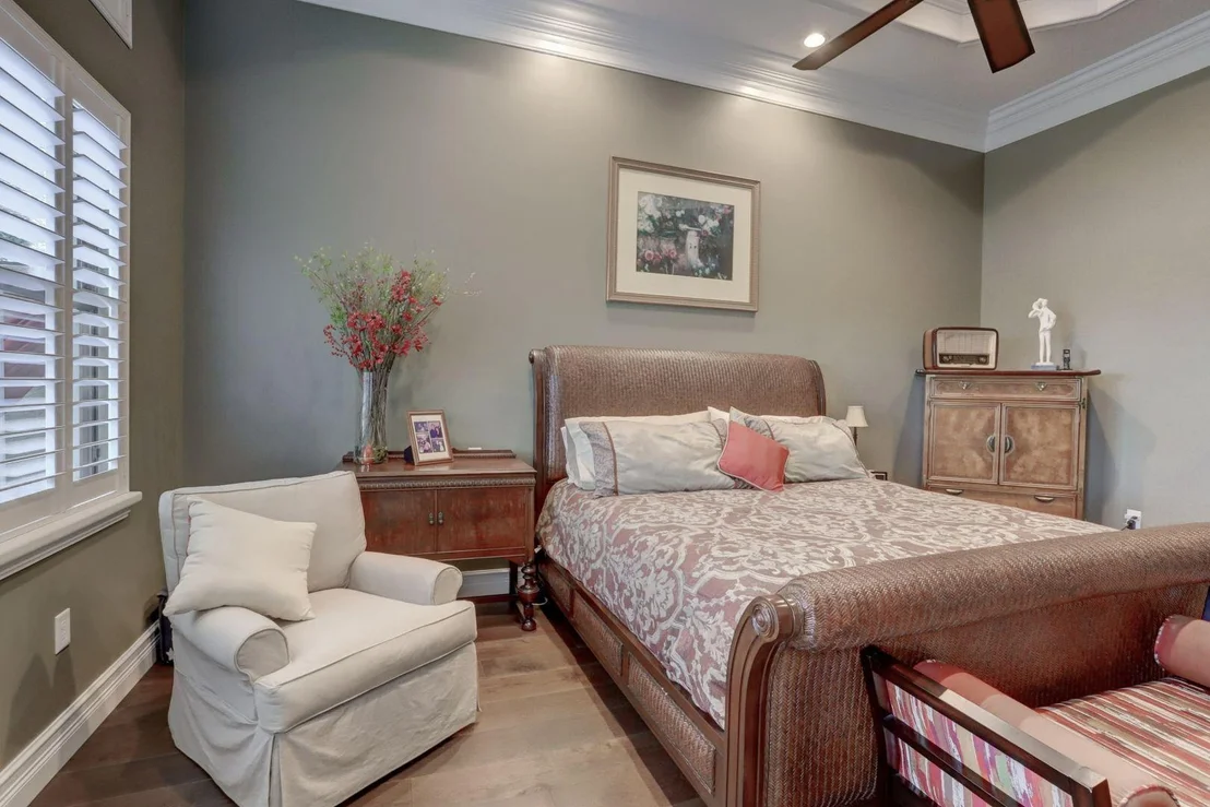 Photo of 16783 Pavilion Way