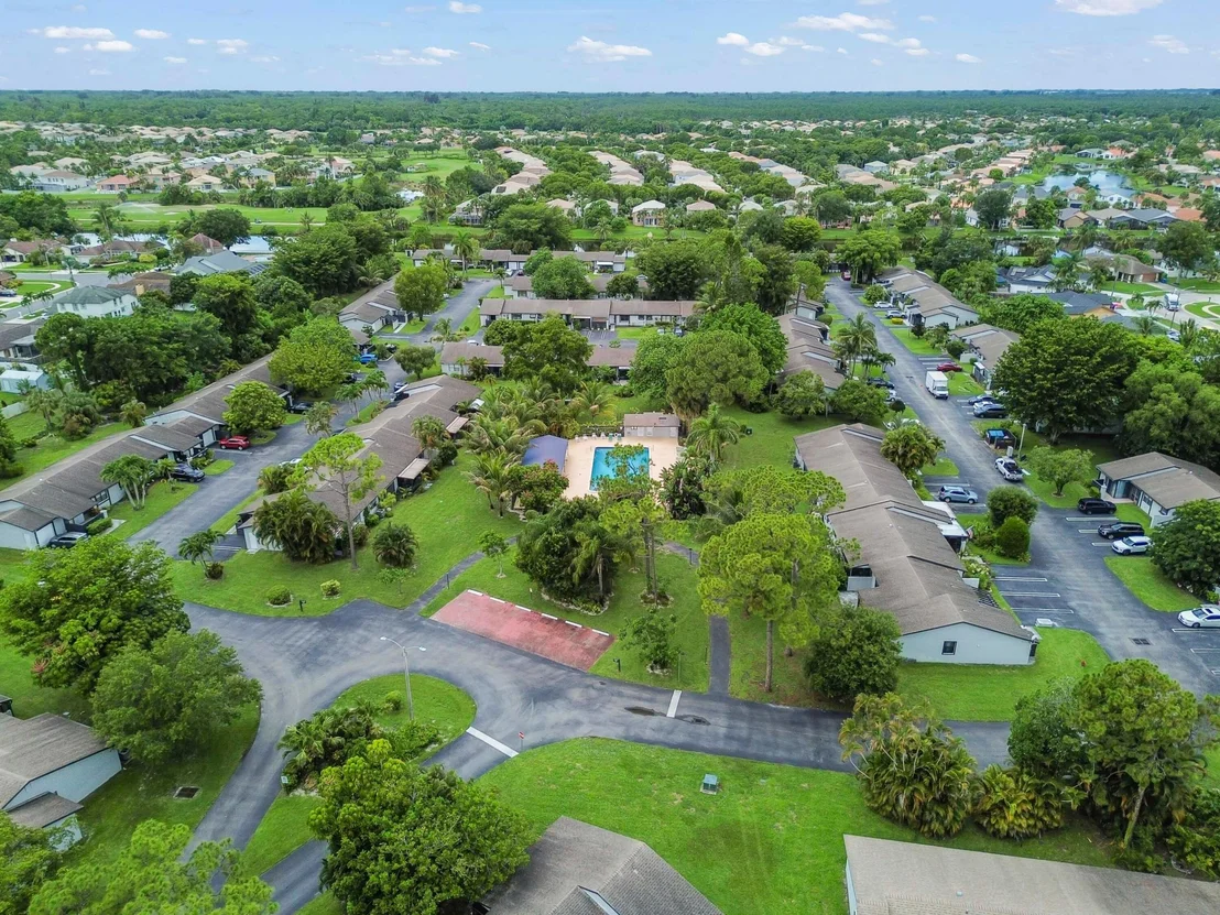 Photo of 84 Conaskonk Circle