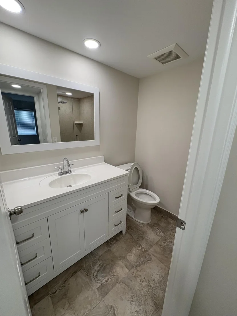 Photo of Unit 883 at 883 Normandy Lane