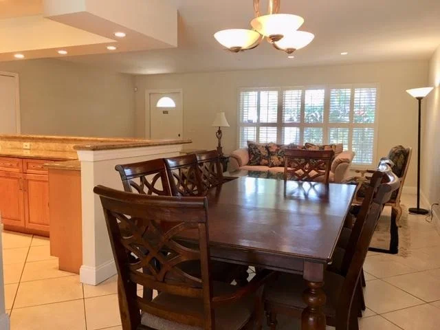 Photo of 701 Sunshine Drive