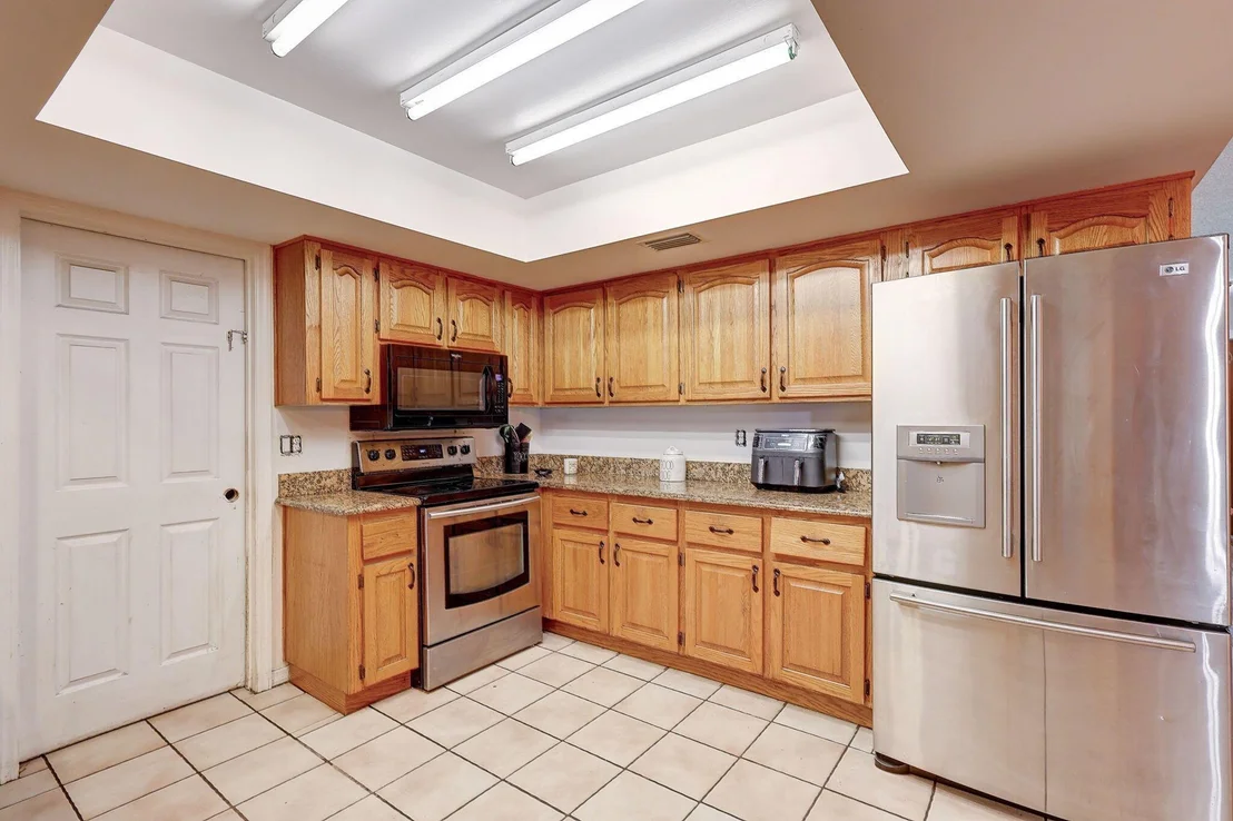 Photo of 6107 Hickory Drive