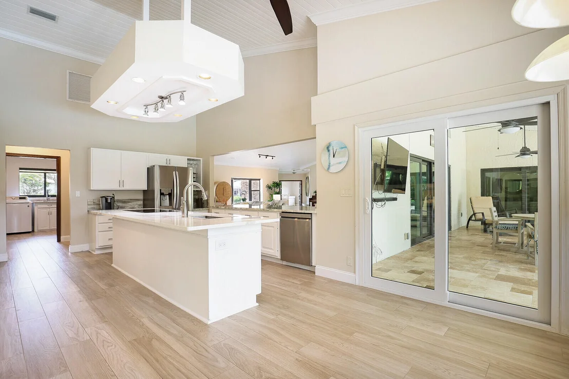 Photo of 9170 Dundee Drive Drive